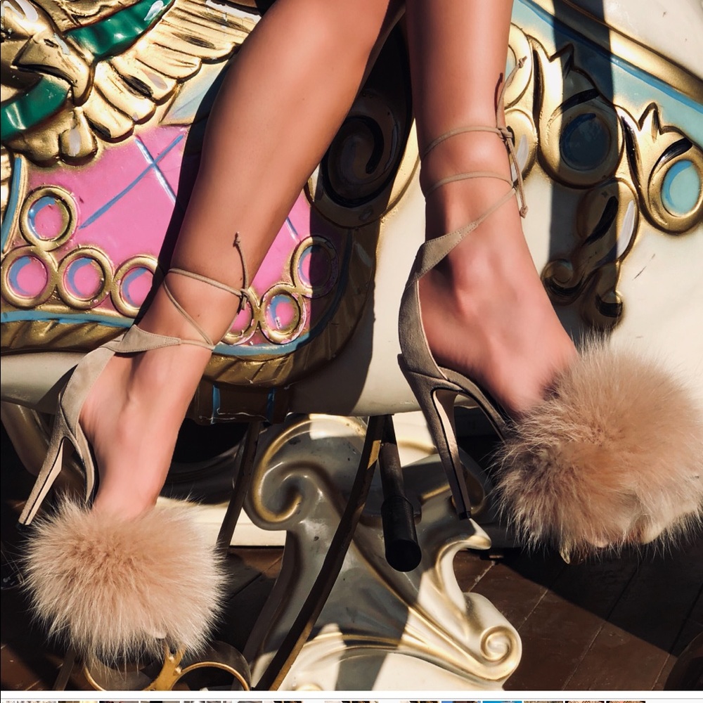 Limited edition Melly fur sandal in nude